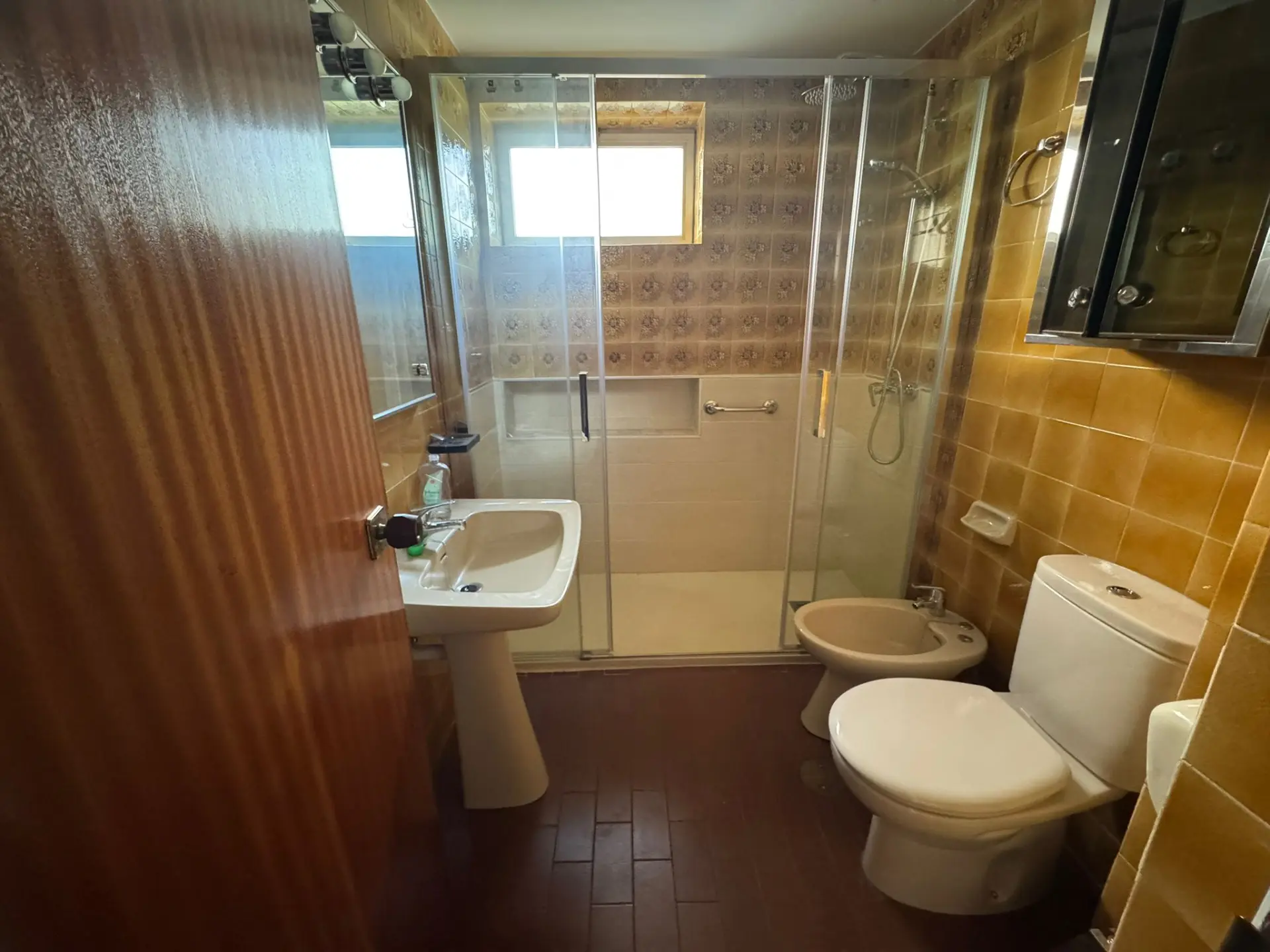 1007 cuarto de baño con wc baño y bidet